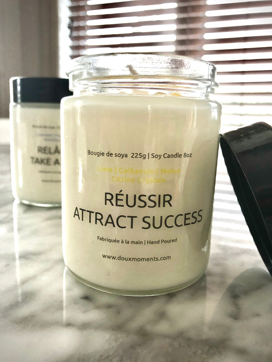 SCENTED SOY CANDLE WITH CRYSTALS | ATTRACT SUCCESS