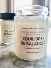 Charger l&#39;image dans la galerie, SCENTED SOY CANDLE WITH CRYSTALS | BE BALANCED
